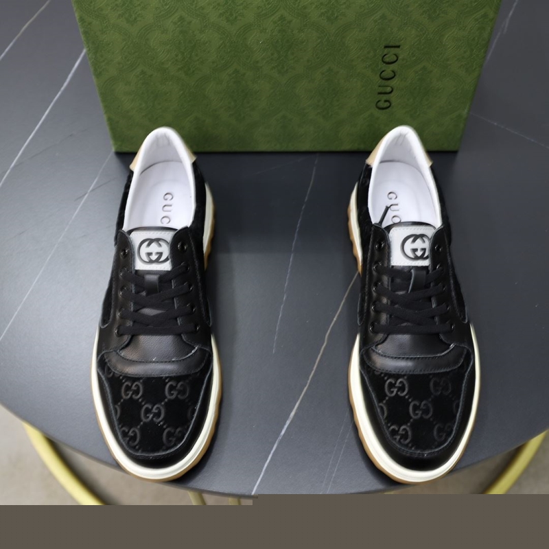 G*u*i casual shoes